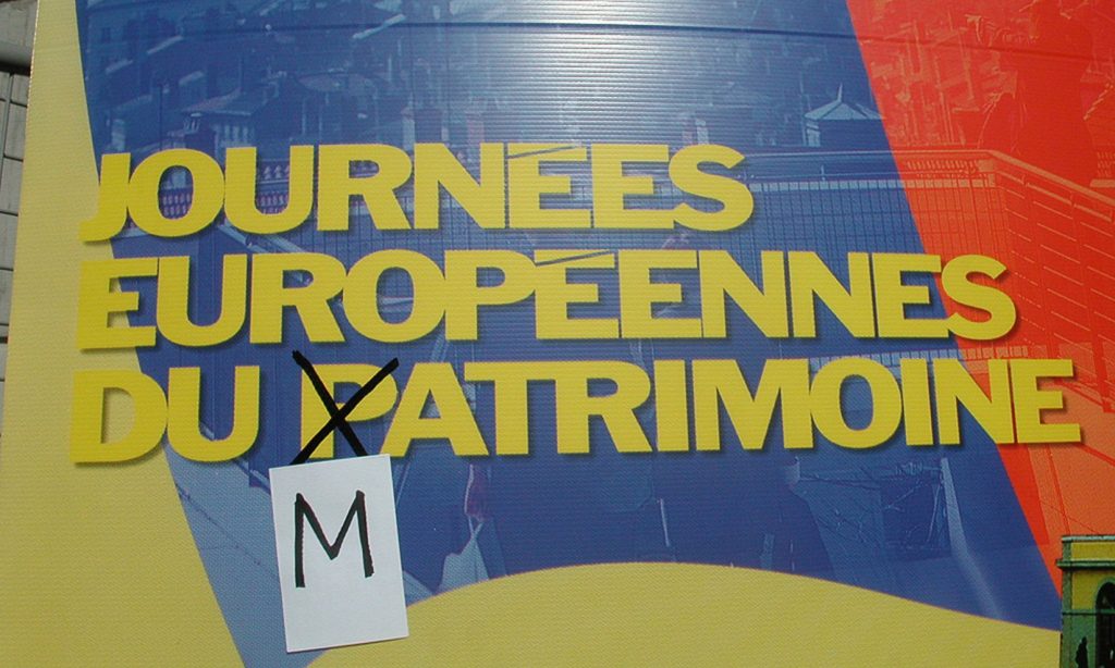  Premières Journées du Matrimoine -2003 - Lyon -Centre de la sauvegarde - prémier détournement de l'affiche officielle des JEP.